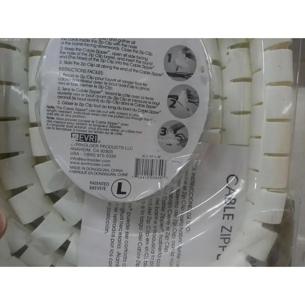 EVRI Cable Zipper White Cable Management Sleeve.